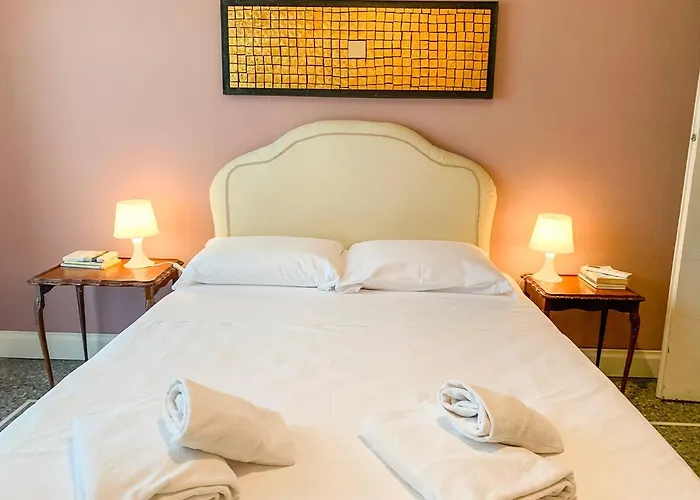 Luminoso A Due Passi Da Piazza Bologna Appartement